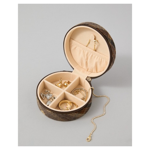 AE American Eagle Teddy Bear Jewelry Box - Picture 6 of 6